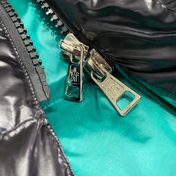売切必至★モンクレール HANOVERIANロングダウンジャケット コピー moy06960